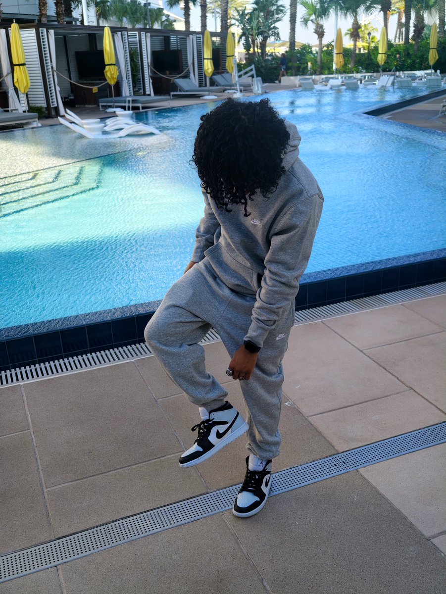⍣lil trini kid🐉 tweet media