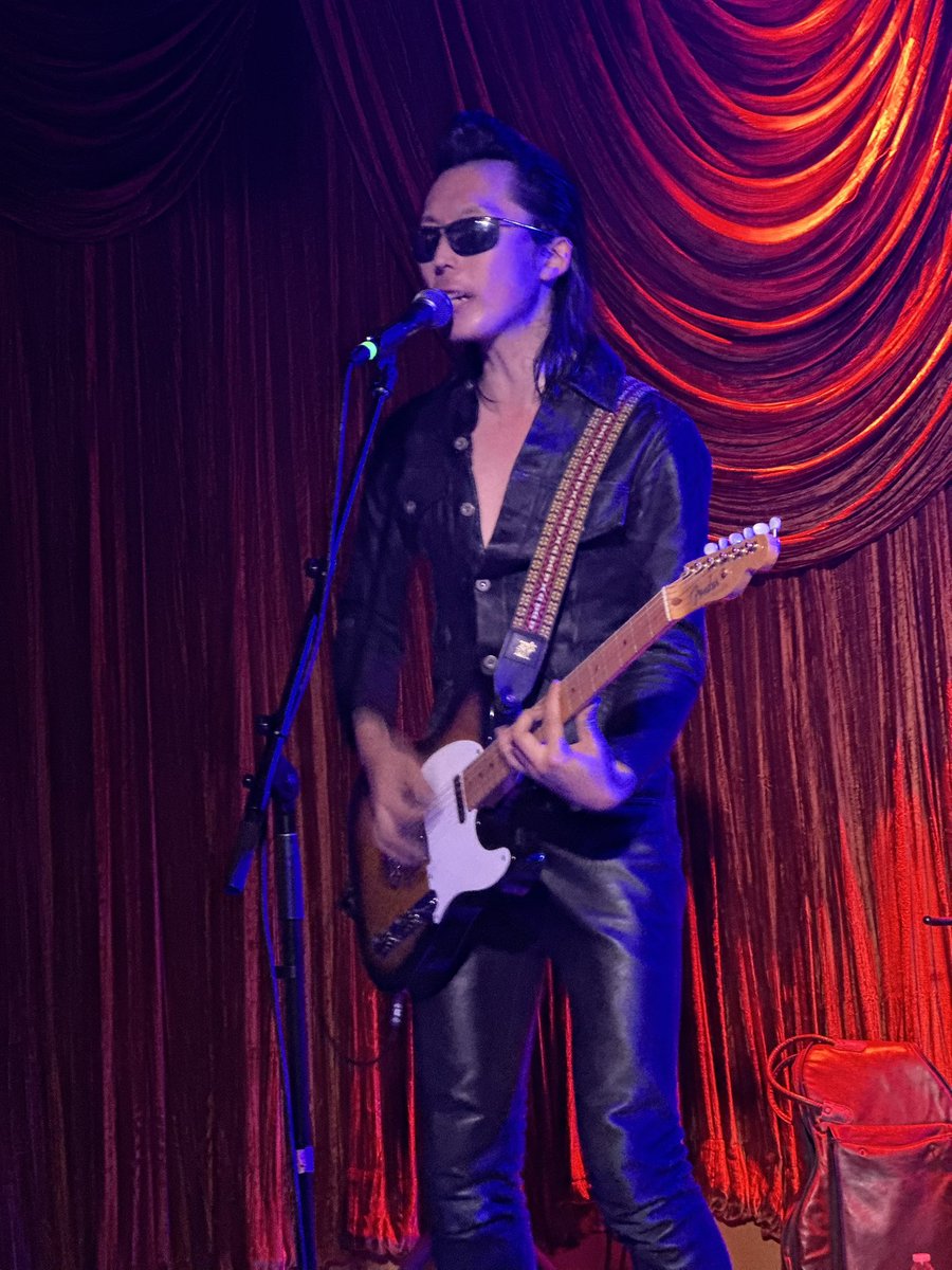 Grey Wolfe tweet media