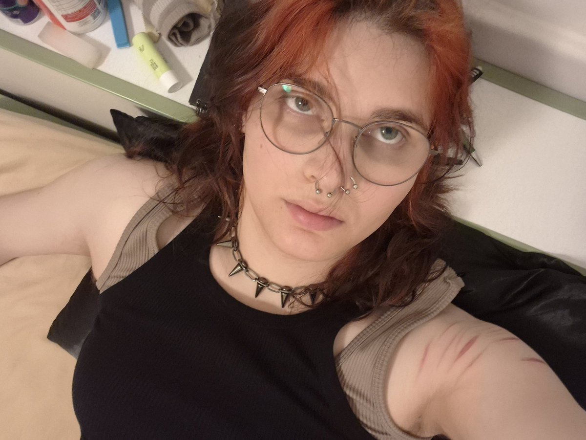 Friday ⚢ tweet media