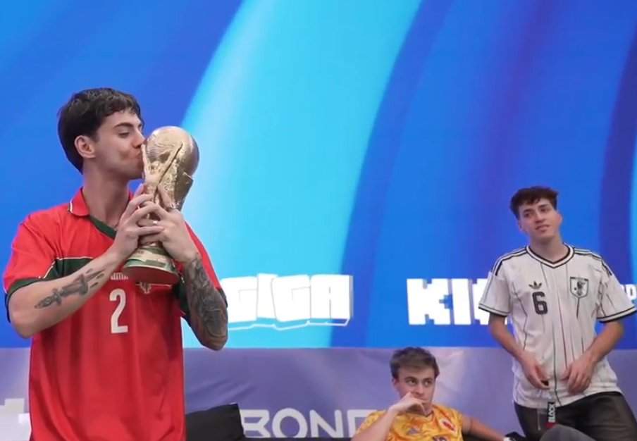 nachoomtz tweet media