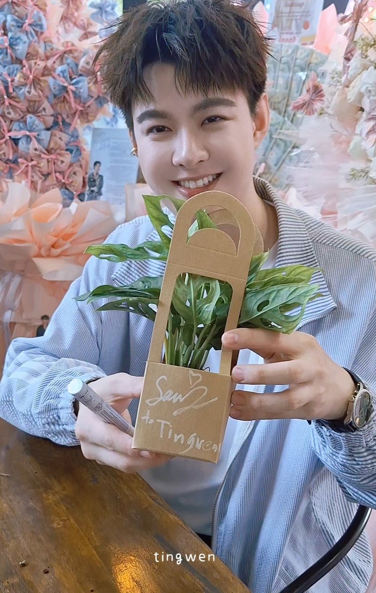 Happy birthday. 
Just like the meaning of this little tree,
I wish you to overcome difficulties and move towards a better future.

#SaintLevelUp28Y
HAPPY 28TH SAINTDAY
<a href="/Saint_sup/">Saintsup 🎬</a> #Saint_sup #MingEr 
#เซ้นต์ศุภพงษ์