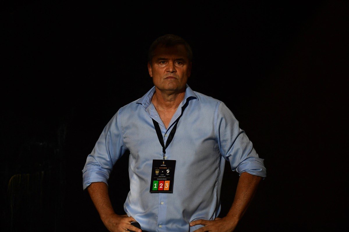 agustín tweet media