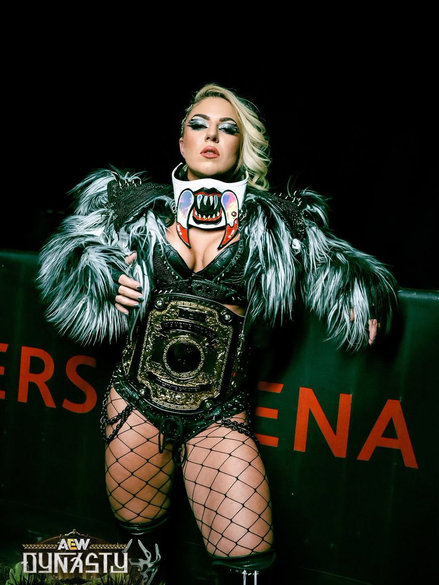 FearTheBat88's tweet photo. #WWE2K26 anyone doing the new gear for thekla from PS5 https://t.co/UvSOGphxwk