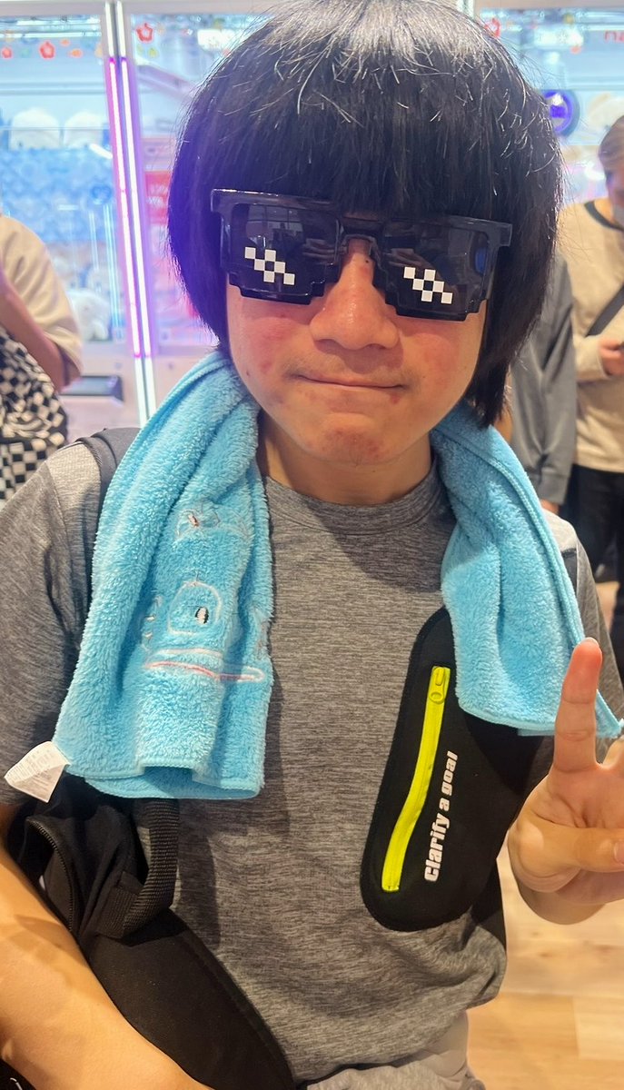 いりな tweet media