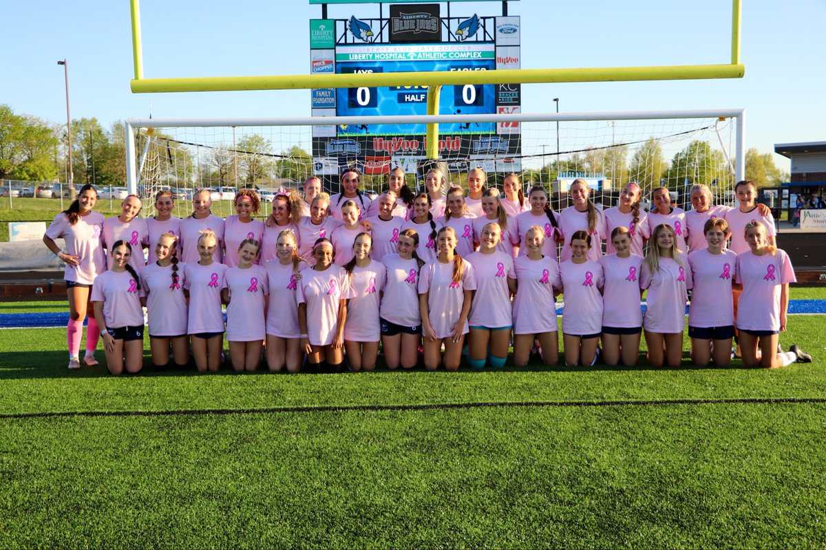 LHSLadiesSoccer's tweet photo. LHS &amp; LNHS might have played against each other tonight, but they also united to raise money to support Evan, a 4th grader at Lewis &amp; Clark who is battling a rare form of blood cancer. Thank you to all of the Liberty birds—Blue Jays and Eagles—who helped a very special boy! https://t.co/vMZmOQFlOb