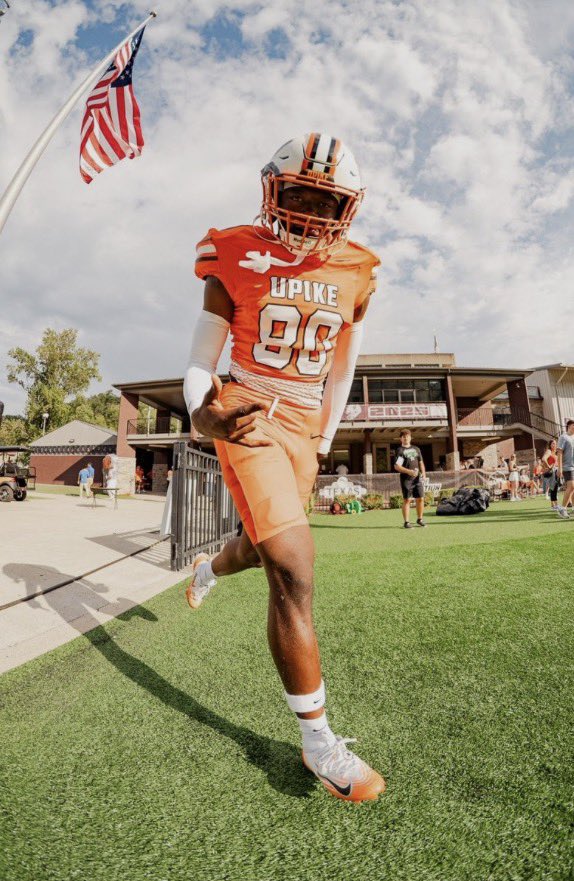 Karon Moore tweet media