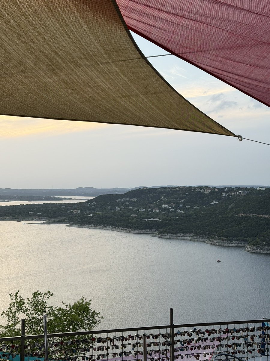 michellescotton's tweet photo. Honored to keynote TraumaCon 2026 with the Society of Trauma Nurses today!

Incredible global audience, powerful discussion, and meaningful connections.

25 years ago I worked in the ER—this felt like coming home.

And that sunset dinner at Lake Travis! 🌅 https://t.co/FNs6zdvdLl