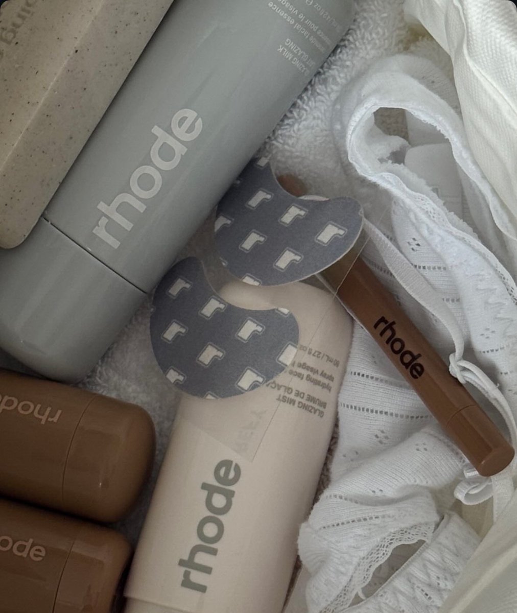 cinnamoonlocket's tweet image. let’s go.