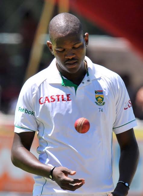 Bra Mish tweet media