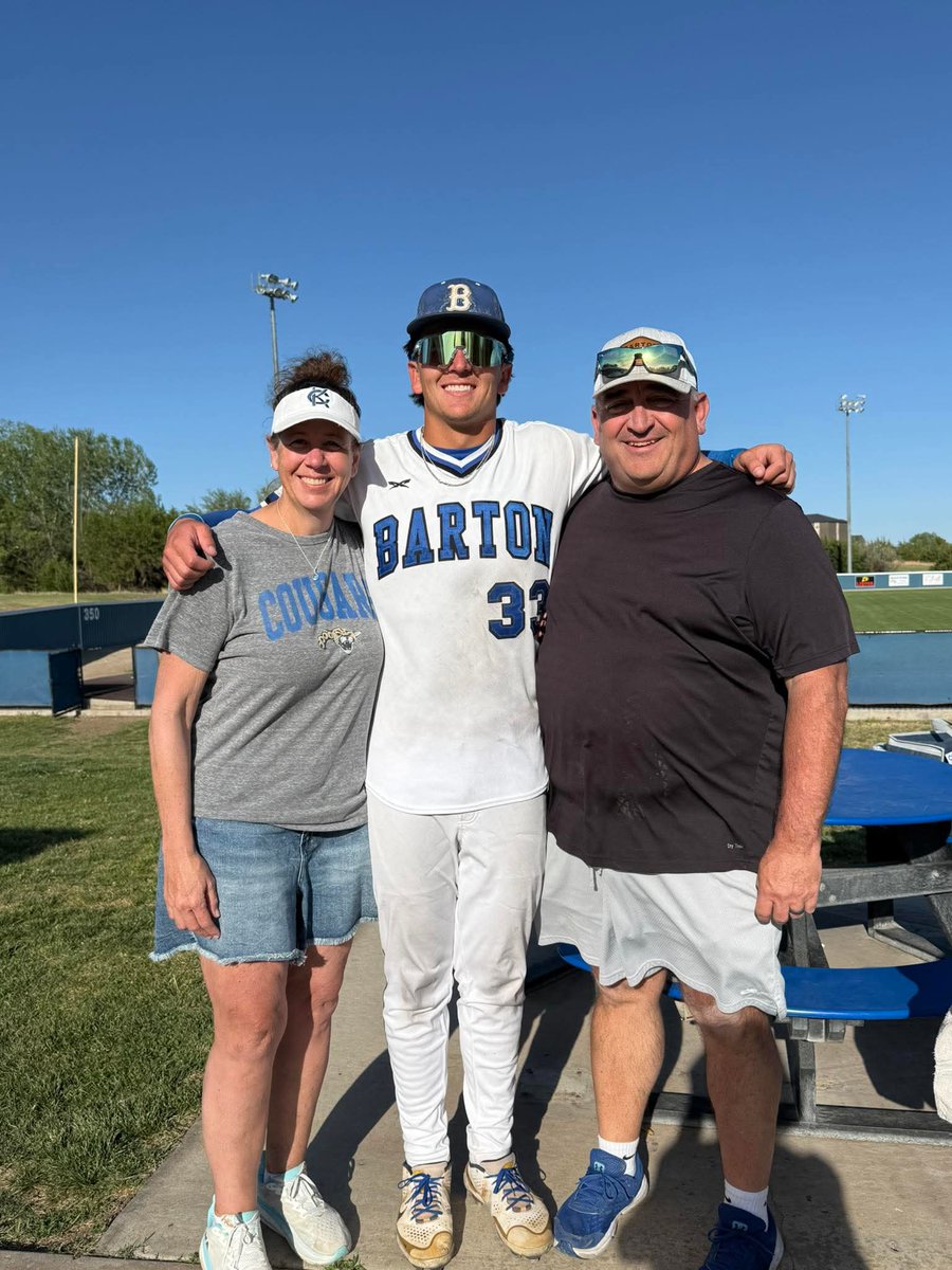 ADNovacekOPS233's tweet photo. Former Owl Micah McGavran had quite the day at Barton County. Micah hit 3 HR, a double and a single with 5 RBI! We see you Micah! #OwlPower @ADButlerOW @OlatheWestBSB https://t.co/wZe1VSFKs0