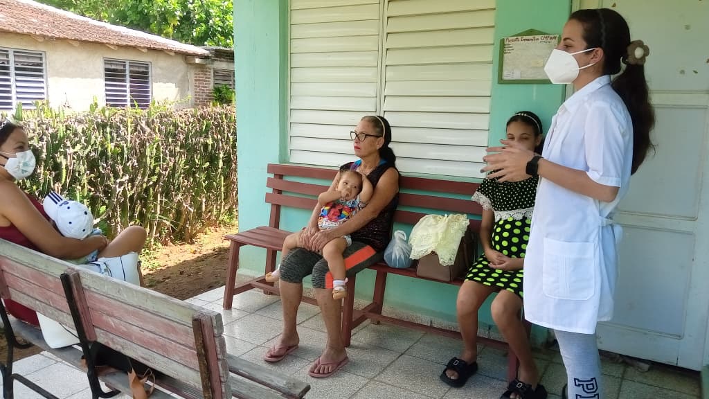 Dirección General de Salud Holguín. tweet media