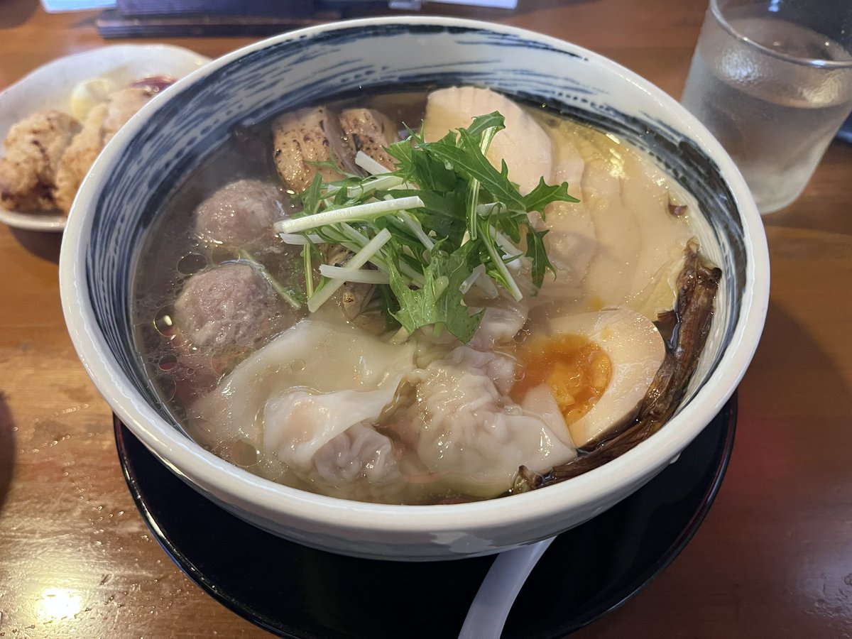 かまきり先生 tweet media