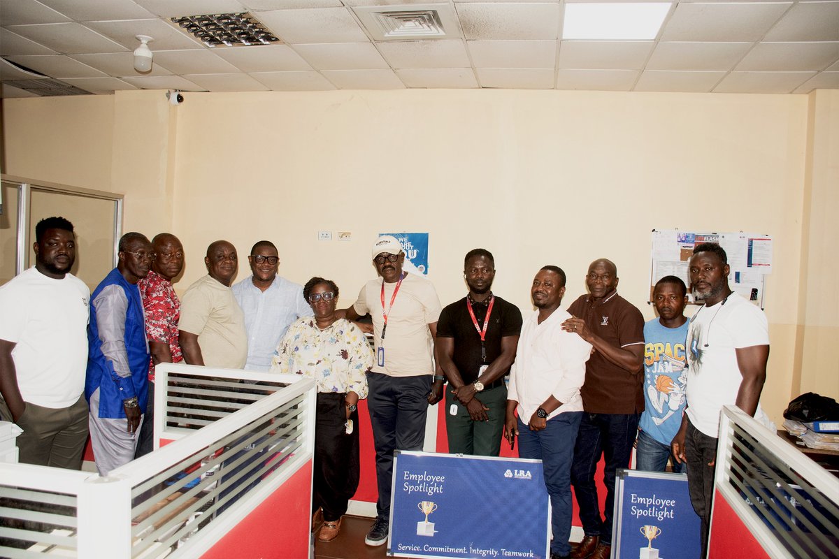 liberia_revenue's tweet image. Ongoing awareness of the Employee Spotlight Initiative
This initiative aims to recognize outstanding LRA staff who excel in service delivery.
The program is designed to boost motivation, promote excellence, and strengthen a high-performance culture.
#EmployeeSpotlight #Workplace