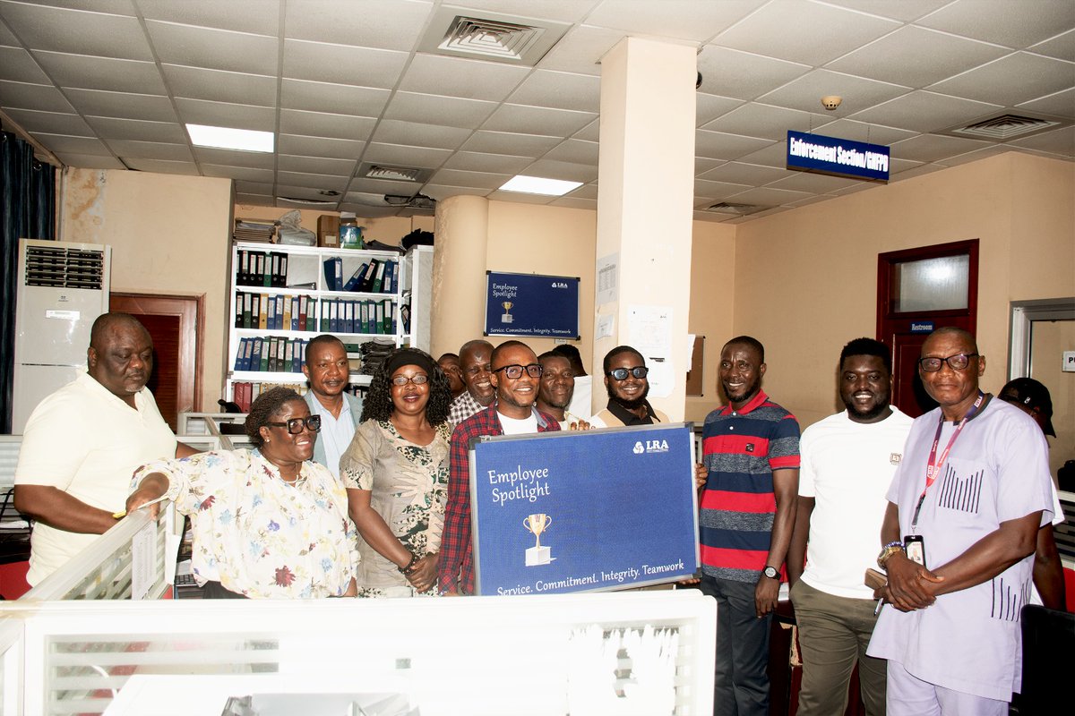 liberia_revenue's tweet image. Ongoing awareness of the Employee Spotlight Initiative
This initiative aims to recognize outstanding LRA staff who excel in service delivery.
The program is designed to boost motivation, promote excellence, and strengthen a high-performance culture.
#EmployeeSpotlight #Workplace