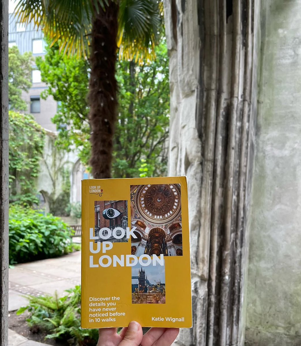 Katie | Look Up London - London Walking tweet media
