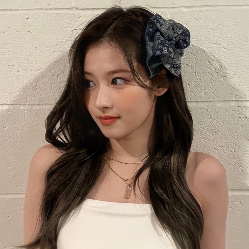 ⋆˚࿔ tweet media