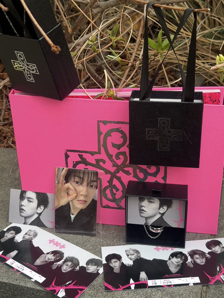 janiceiceicet's tweet photo. 나의 첫 쇼케이스🌸🩷 https://t.co/nvhu2J4mbq