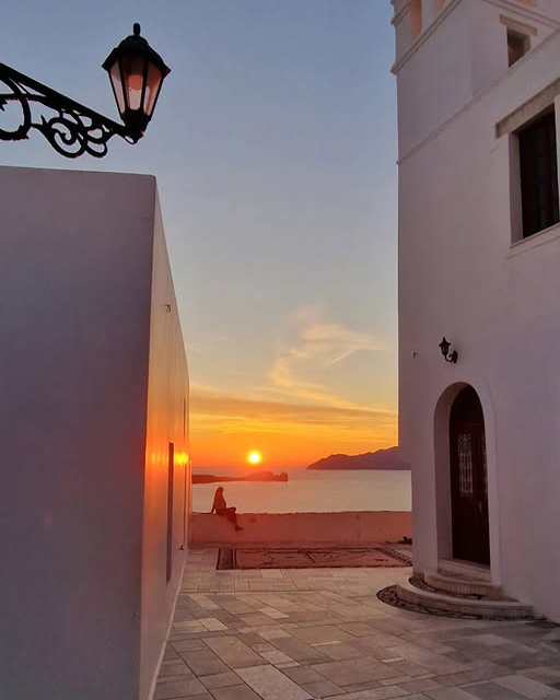 Greece Tours tweet media