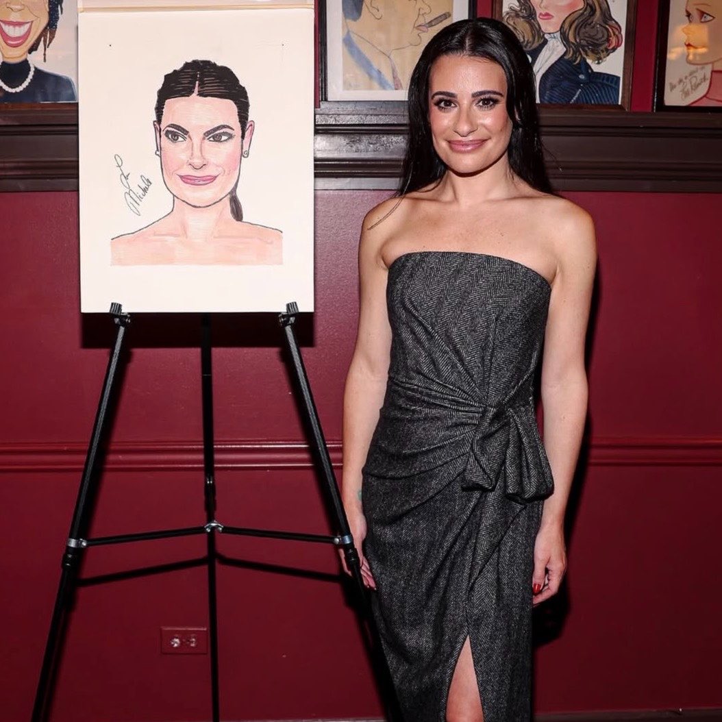 topptveit's tweet image. ok so the way lea’s portrait looks more like idina and idina’s portrait does