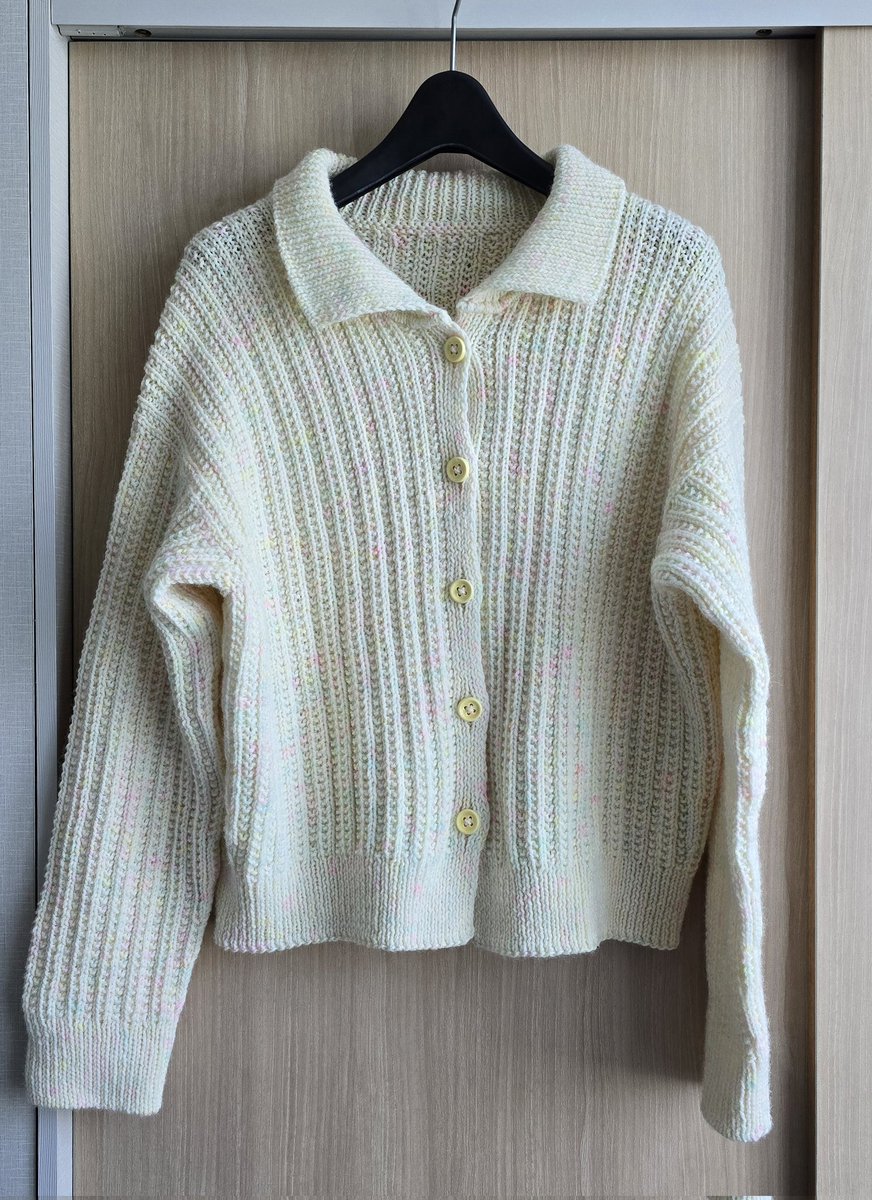 knittinginfrap's tweet photo. 댓카라가디건 몸통고무단도 로리스 입니다 다른곳은 돗바늘 https://t.co/hTih9BoB5F