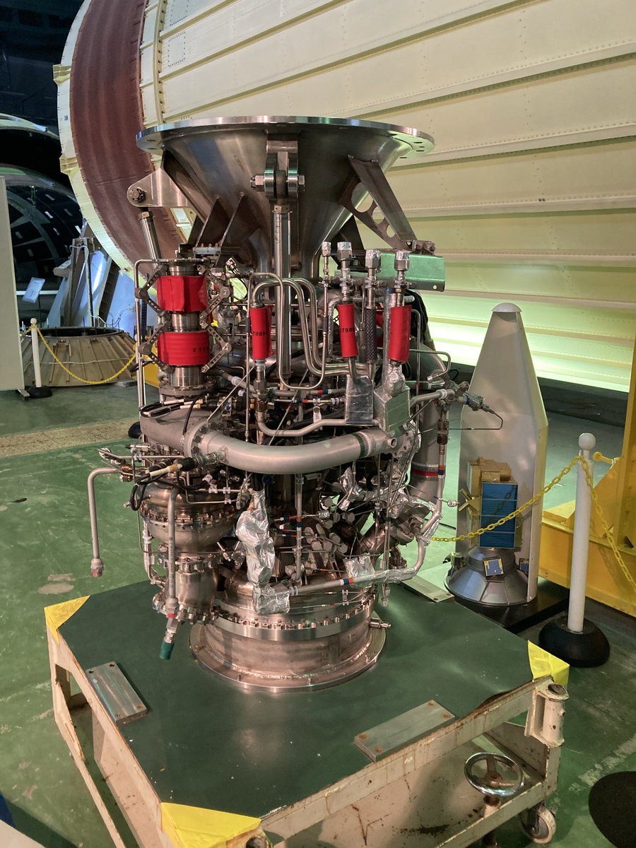 H2ロケット🚀、H3ロケット🚀発射台にゃ〜

第一ロケット部分にゃー🐈

#JAXA 
#種子島