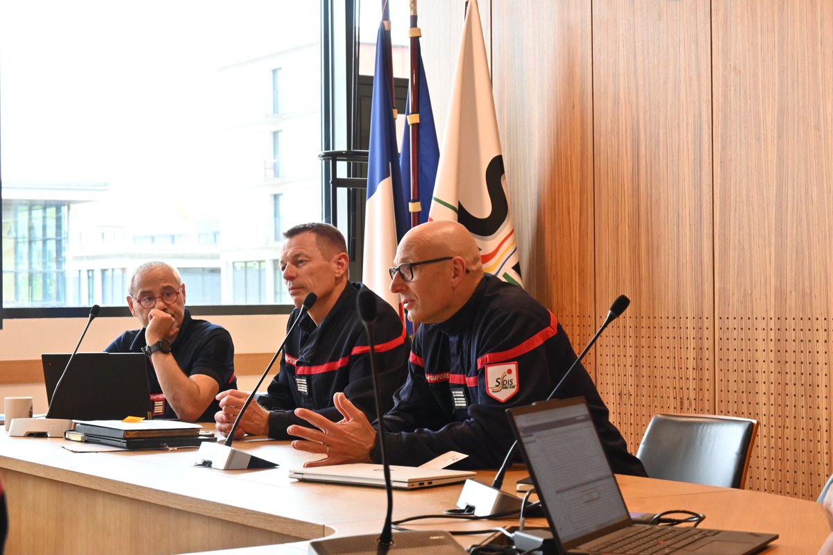 sdis01 Sapeurs-pompiers de l'Ain tweet media