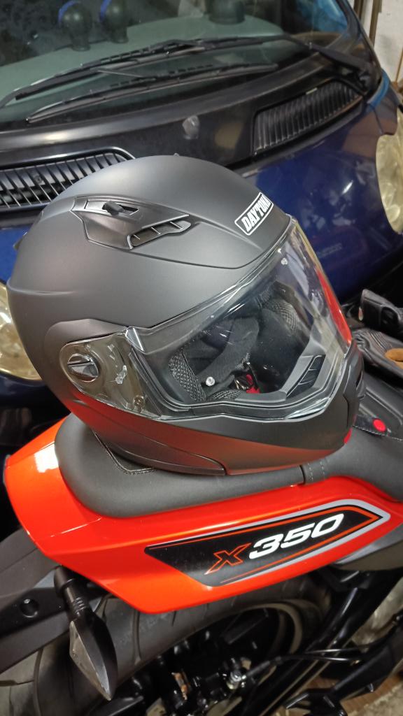 こみや tweet media