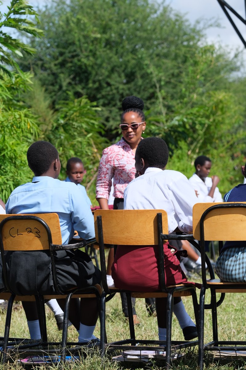 NicePlaceFound's tweet photo. Our scholarship students didn’t just attend a mentorship programme, they stepped into transformation

Safe spaces → Reflection → Clarity → Collective strength

When young people are seen, heard, &amp; empowered, entire communities rise

#GirlsEmpowerment #MentorshipMatters https://t.co/hjd6kpIFtU