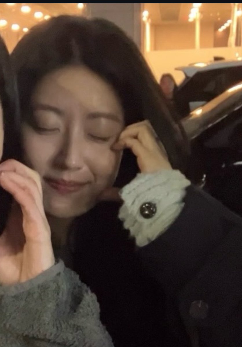 인별 막 서치하다가 찾은 #남지현 
아마 내떨수 촬영 중 사진이었을(?)