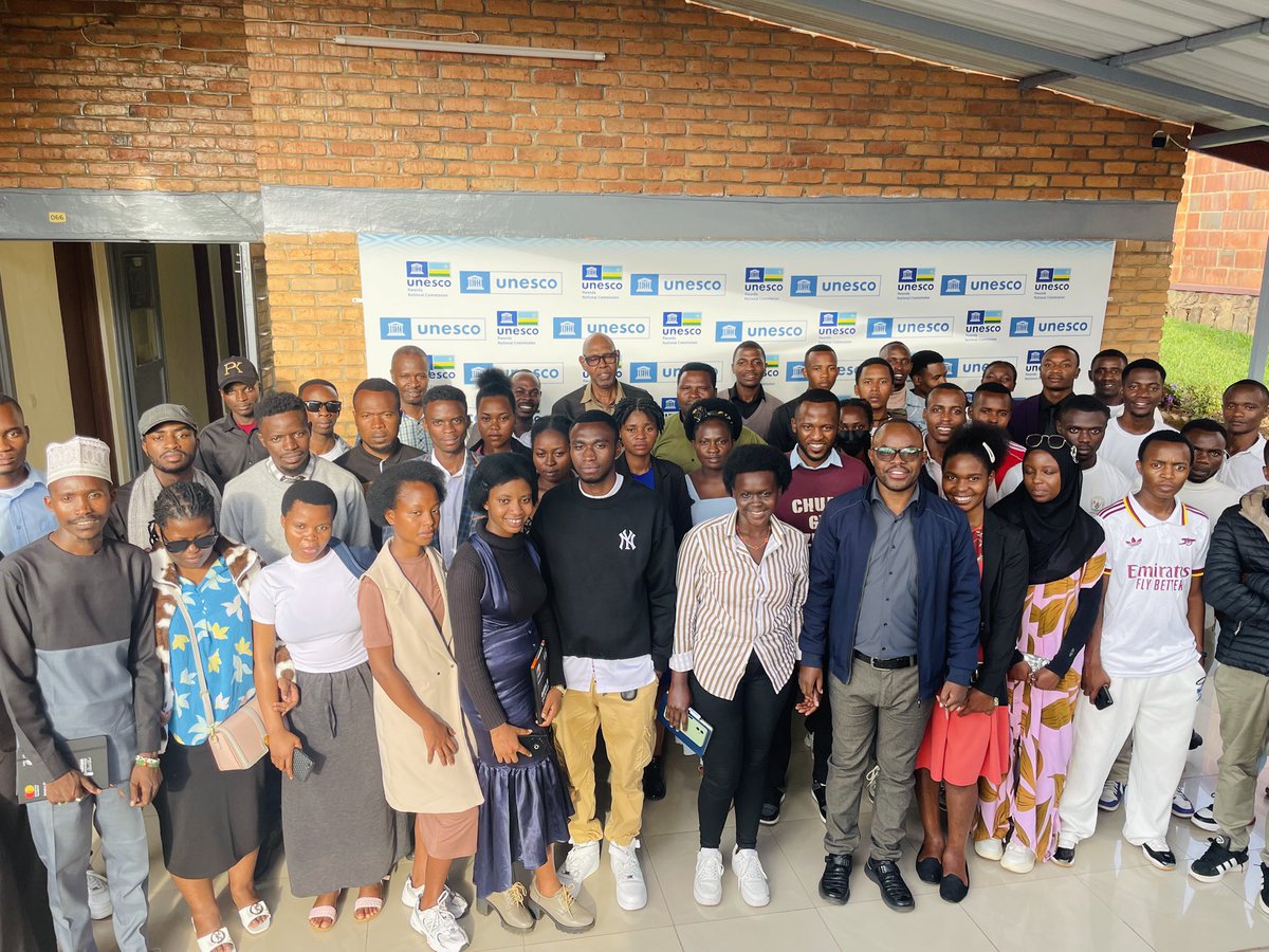 URSU Huye Campus tweet media