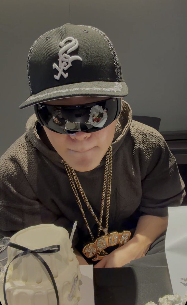 TAEYONG TH tweet media