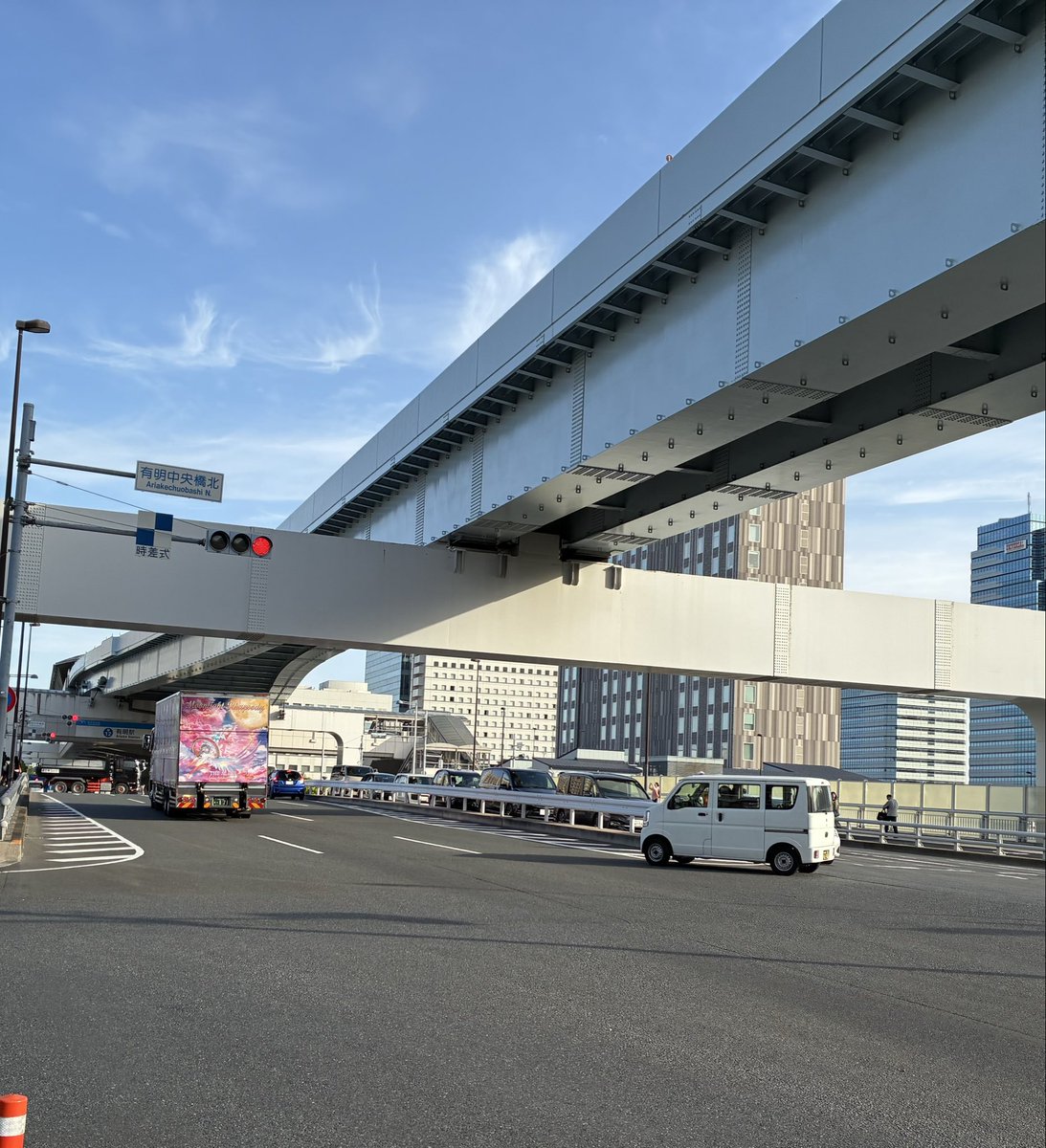 しなやか tweet media