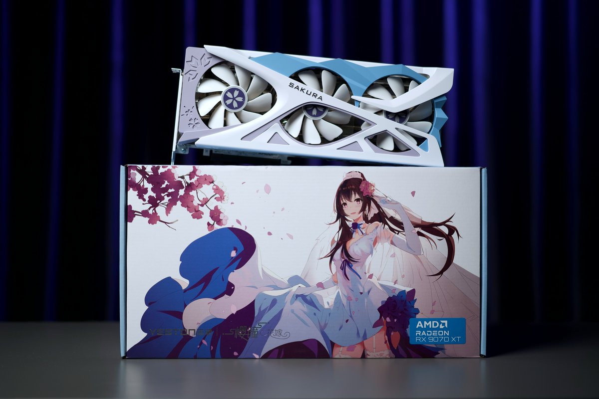 YestonOfficial's tweet image. Don't miss the new game with Yeston RX 9070XT 16G Sakura Graphics Cards.
🌸Upgraded large heatsink and fan
🌸New metal CG art backplate
🌸Dual-mode lighting
🌸Scented module
🌸Dual BIOS design
.
#yeston #graphicscard #gpu #hardware #pcgaming #pcbuild #sakura #sakuragpu