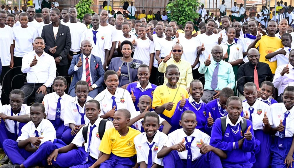 President Yoweri Museveni explained that effective knowledge transfer is built on three key pillars: reading, writing, and counting, understanding hw society works, and studying the natural envt, which together help people learn and apply knowledge effectively. #WhyUgDecidedM7