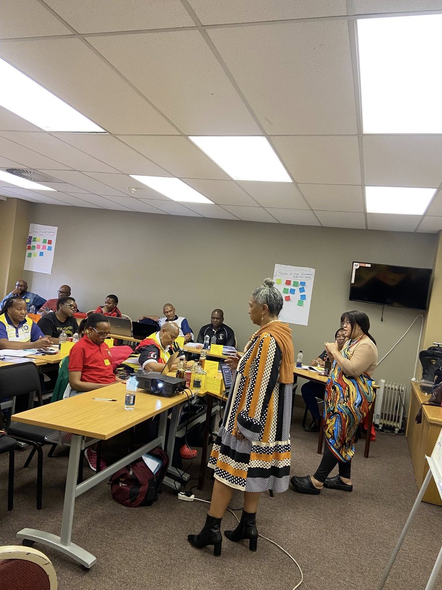 _cosatu's tweet photo. #COSATU affiliates are participating in the #DITSELA Institute Trade Union Qualification Practice programme aimed to empower newly elected shopstewards to represent workers on the shopfloor level in Johannesburg #WorkerEducation #TUQ #Organising #Basebenzi #DITSELA https://t.co/neVWAtYt4A