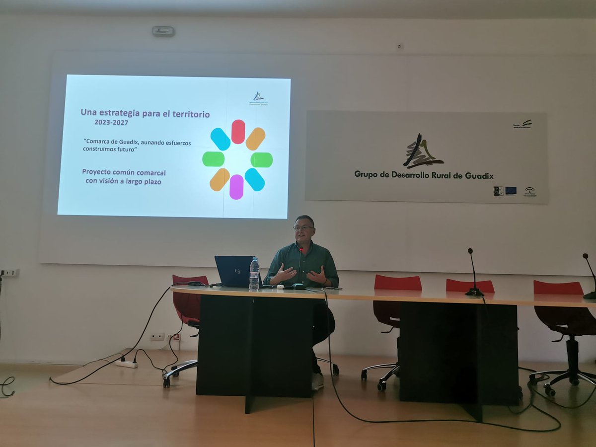 GDR_GUADIX's tweet image. Finalizamos la semana felices, de verdad. Muchísimas gracias a todas las personas que acudieron ayer a la reunión informativa sobre la línea de ayuda #LEADER, nº2, destinada a personas emprendedoras y empresas.

Pronto podrás presentar tu proyecto.
+info: comarcadeguadix.com