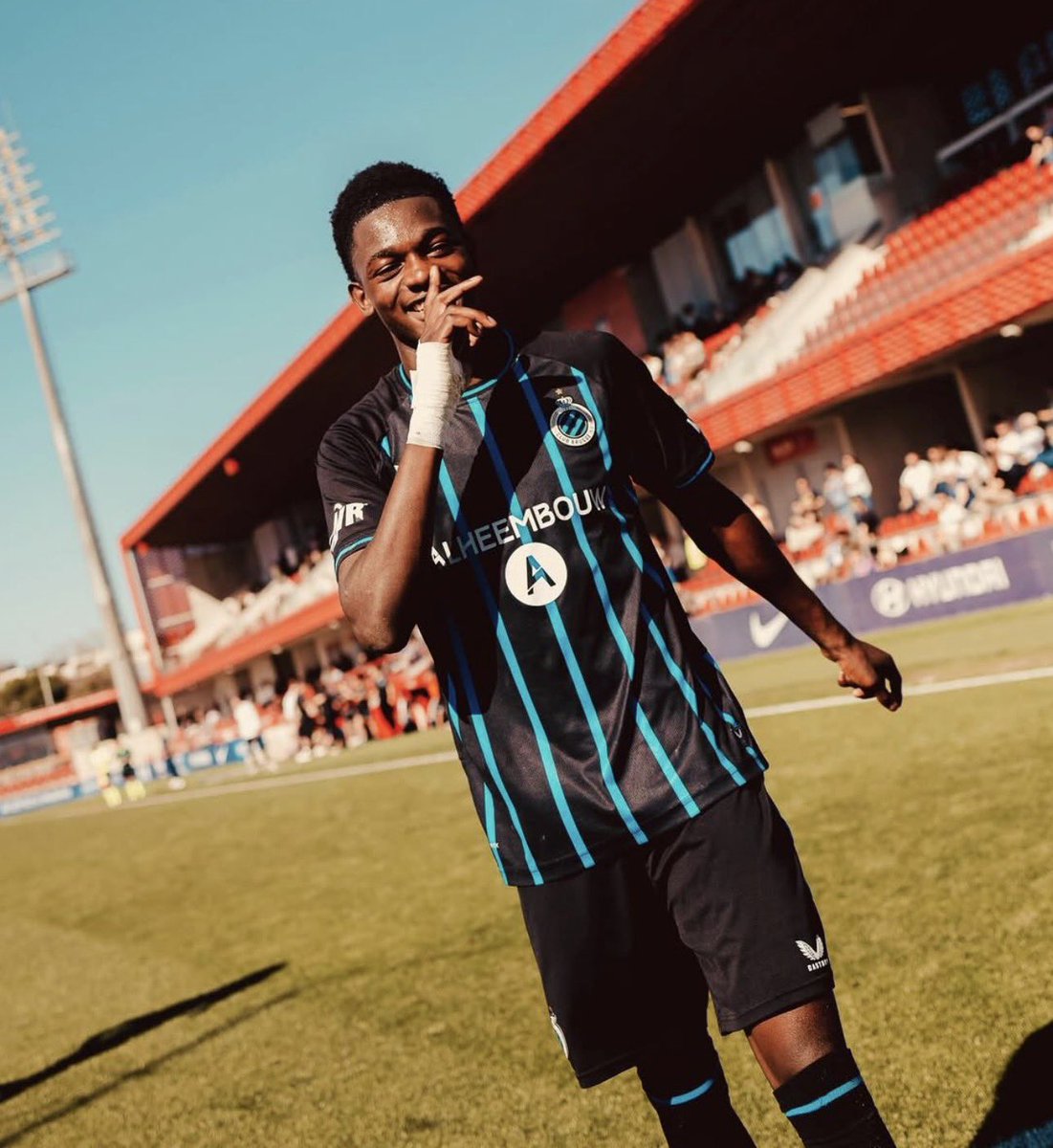 FCBInformatiu's tweet image. 🚨🥇| Jesse Bisiwu se perfila como uno de los posibles objetivos del #FCBarcelona de cara al próximo mercado de verano. [@scapde_45]