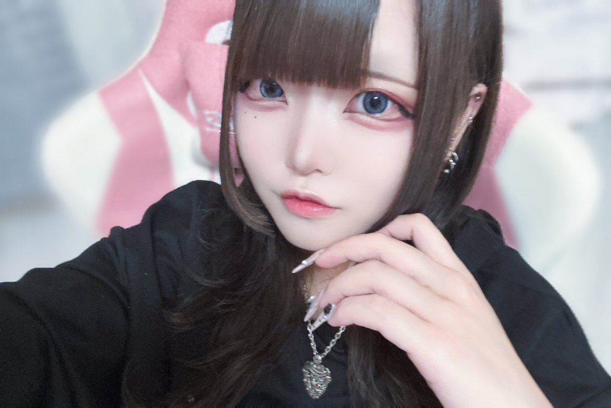 ギンヌ tweet media