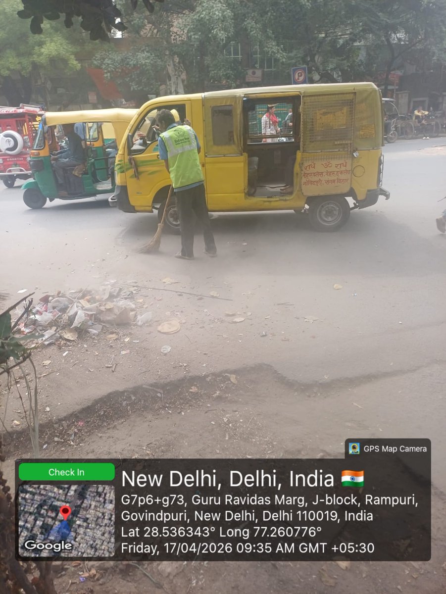 DCCNZMCD's tweet image. Regular cleanliness drives are being conducted to ensure cleaner, safe and well-maintained public spaces at central zone.   
#CleanDelhi
#SwachhDelhi 
#MCDinAction