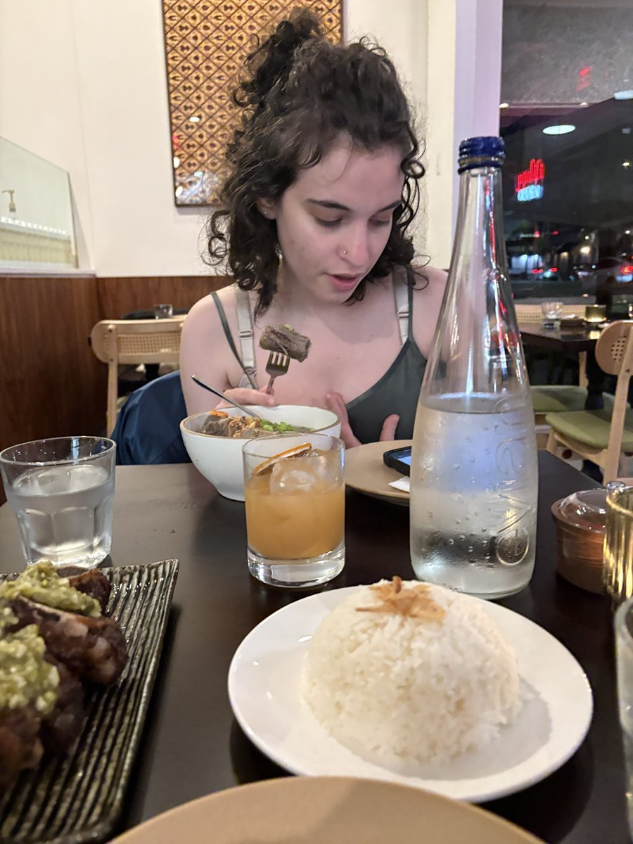 jingle balls tweet media