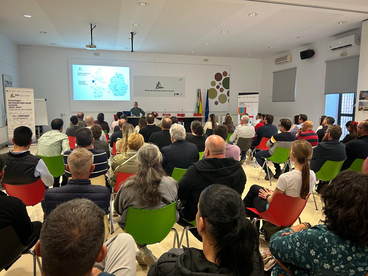 GDR_GUADIX's tweet image. Finalizamos la semana felices, de verdad. Muchísimas gracias a todas las personas que acudieron ayer a la reunión informativa sobre la línea de ayuda #LEADER, nº2, destinada a personas emprendedoras y empresas.

Pronto podrás presentar tu proyecto.
+info: comarcadeguadix.com