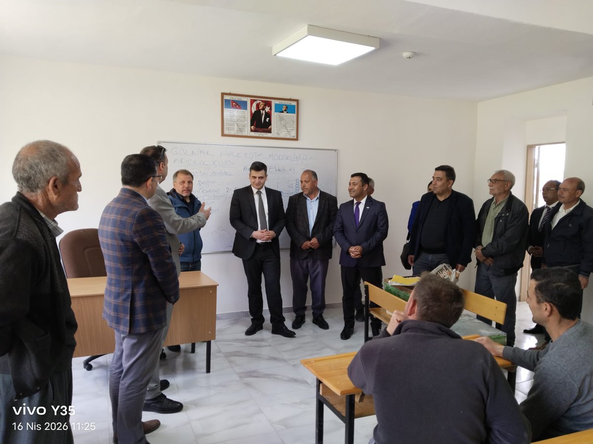 GulnarHEM's tweet photo. Nazik ziyaretlerinden dolayı kendilerine teşekkür ediyor, kursiyerlerimize başarılar diliyoruz.

@ismailsnl04 @Muhammed0744 @FatihBurgut @h_kadim33 @MersinMEM https://t.co/oWlCQ8HAWA
