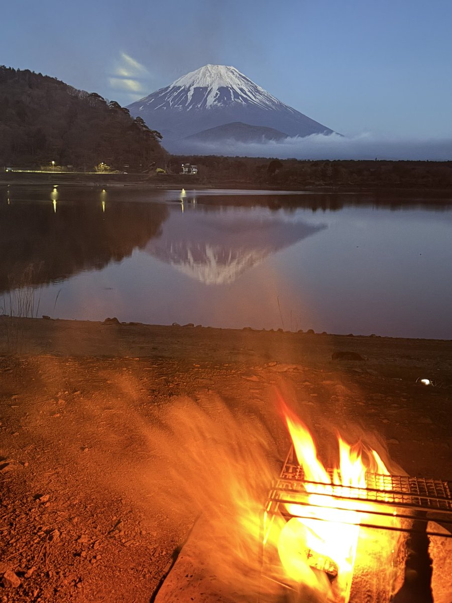 74Rossi's tweet photo. またキャンプ行ってきた！

やっぱり富士山はいい！ https://t.co/7W1FGDYt2x