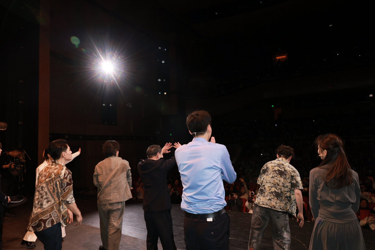 Roselyne tweet media