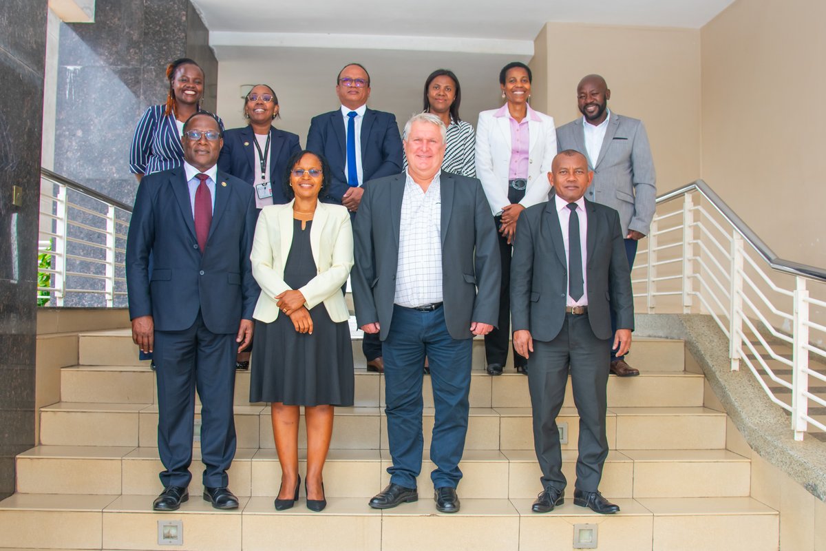 wcoesarocb's tweet photo. PICTORIAL 📸 : WCO ESA Management Committee Meeting 

🗓️ 9th &amp; 10th April 2026

@sarstax #MalagasyCustoms @KRA_Customs https://t.co/cnUAmt00Nn