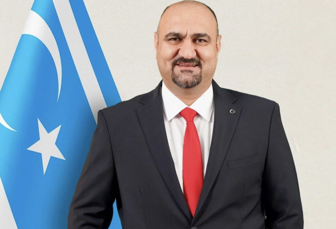 Türkmeneli’nin başkenti kadim Türk şehri Kerkük'te %32 esasına dayalı, eşit ve dönüşümlü valilik sistemi uygulanmaya başlandı.
Kerkük valiliği görevine seçilen Irak Türkmen Cephesi Başkanı Muhammed Seman Aga’yı  ​sergileyeceği yönetimiyle  Kerkük'e adalet, eşitlik, hukuk ve