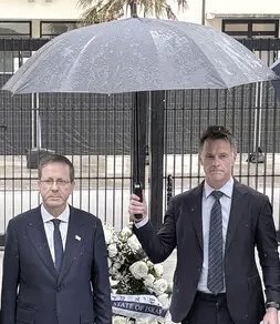 💧Rodent. #Goyim. UpScrolled @Thornintheside tweet media