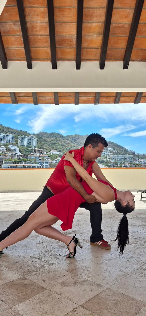 iandalon's tweet image. Ensayo de #baile para el Pata Salada Fest 2026 con vestuario.
#Dance Rehearsal for the Pata Salada Fest 2026 with costumes. 
Répétition de #danse pour le Pata Salada Fest 2026 avec des costumes.
#PuertoVallarta.
facebook.com/share/p/1Aexuk…