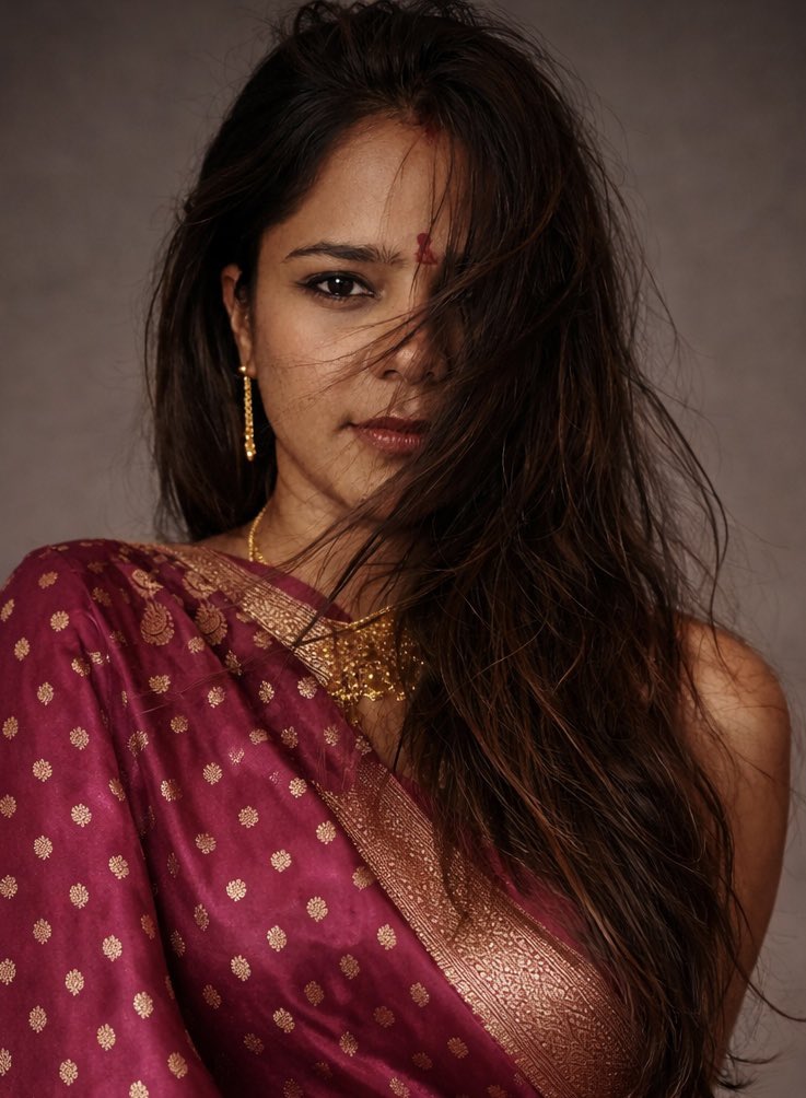 jayalakshmi1908's tweet photo. 6 yards of grace and a lil bit of fire 🔥 https://t.co/A7az47kzWX