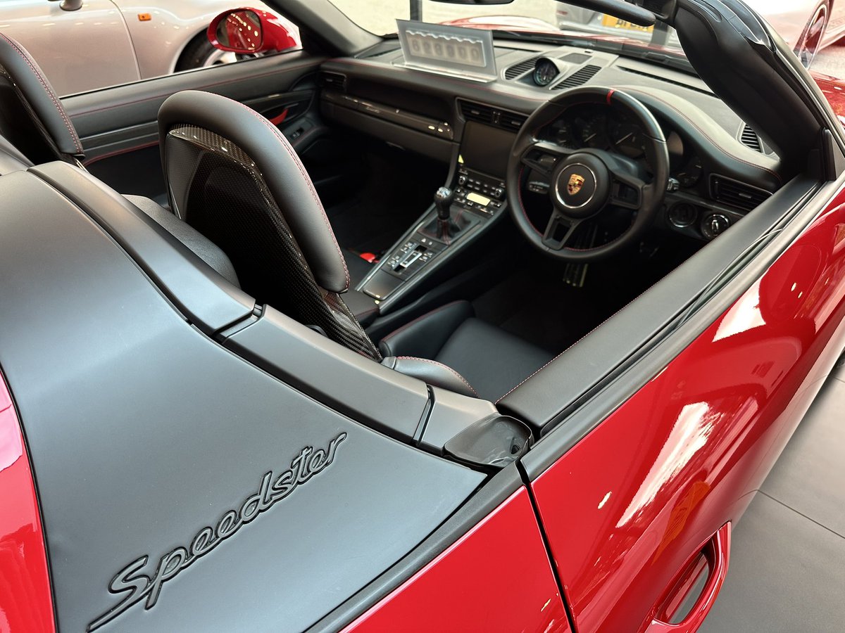 ParagonPorsche's tweet image. Paragon Today: #friday🔵

Date: Friday 17th April 2026
Weather: Sunny Spells    
Temp: High of 16ºC

#Paragon #Porsche #showroom #service